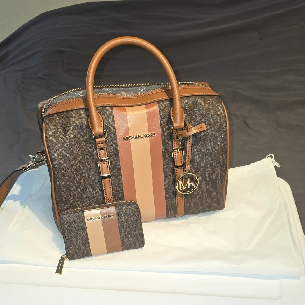 Michael Kors Brown and Tan Striped Satchel with Matching Wallet - Picture 15 of 15